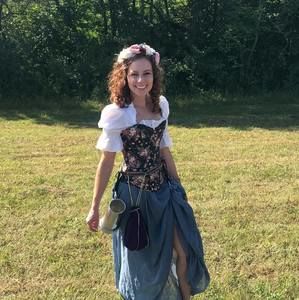 Meet your Posher, Danielle